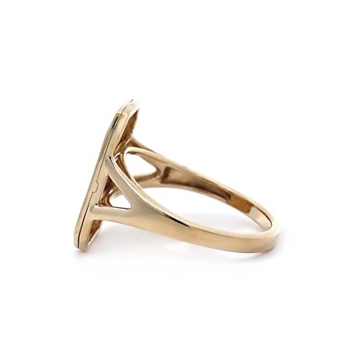 Lot 119 - 9CT Yellow Gold Diamond Signet Ring