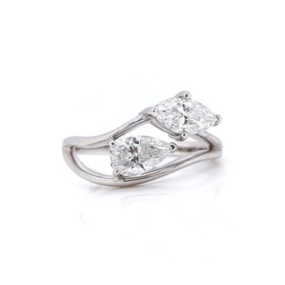 Lot 24 - 14CT White Gold 1.41ct Diamond Toi Et Moi Ring