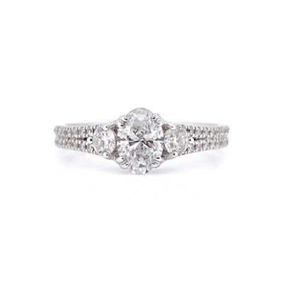 Lot 143 - 14CT White Gold 1.23ct Diamond Dress Ring
