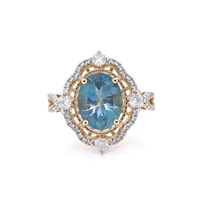 Lot 180 - 14CT Yellow Gold 2.01ct Aquamarine And Diamond Dress Ring