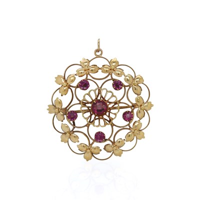 Lot 63 - 9CT Yellow Gold Amethyst Brooch / Pendant