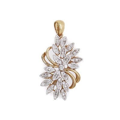 Lot 93 - 9CT Yellow Gold Diamond Pendant
