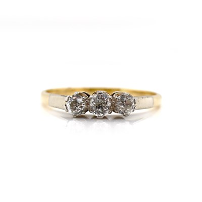 Lot 39 - 18CT Yellow Gold Diamond Trilogy Ring