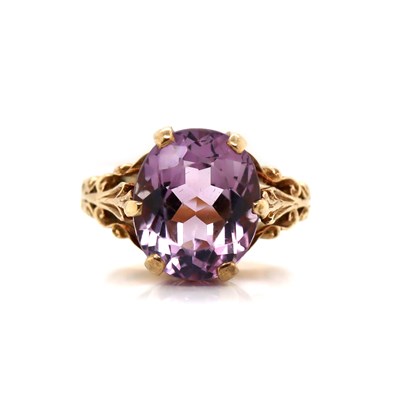 Lot 89 - 9CT Yellow Gold Amethyst Ring