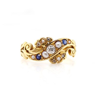 Lot 100 - 18ct Yellow Gold Sapphire & Seed Pearl Antique Ring