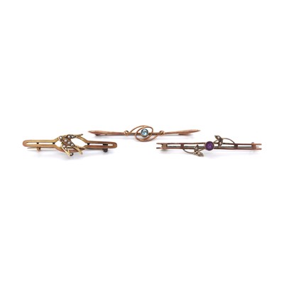 Lot 195 - 9CT Rose/Yellow Gold Antique Brooches